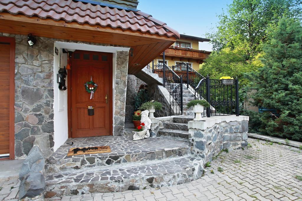 Penzion Stefanshof Kremnica Rum bild
