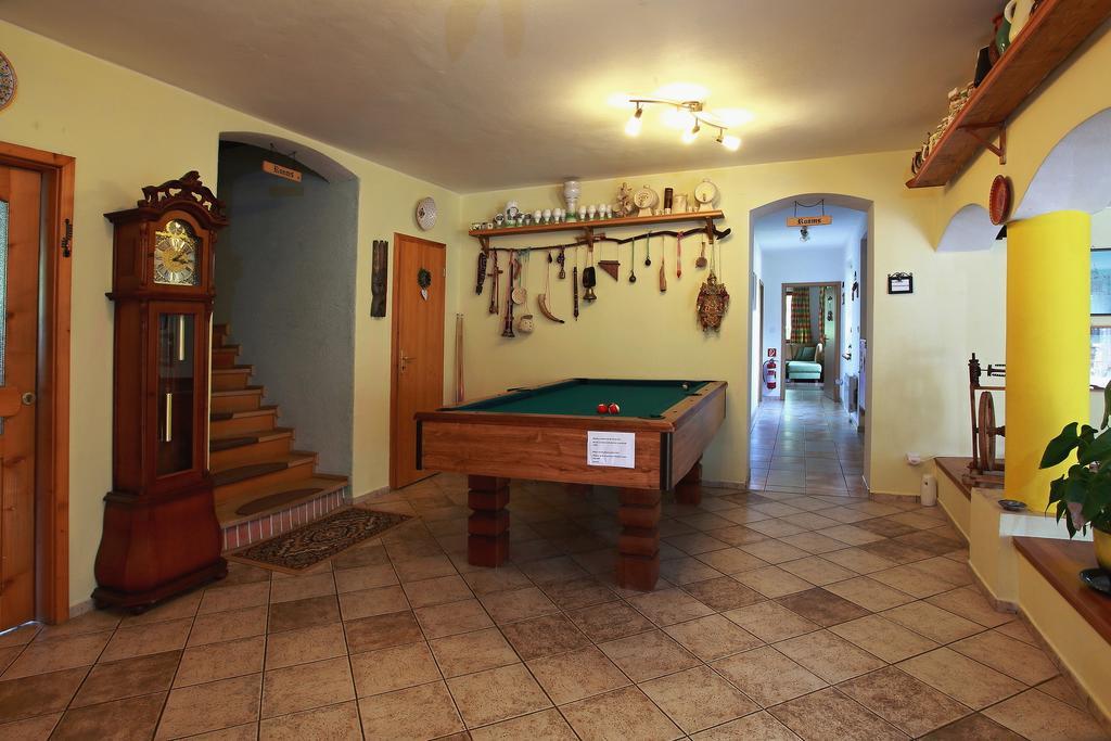 Penzion Stefanshof Kremnica Exteriör bild